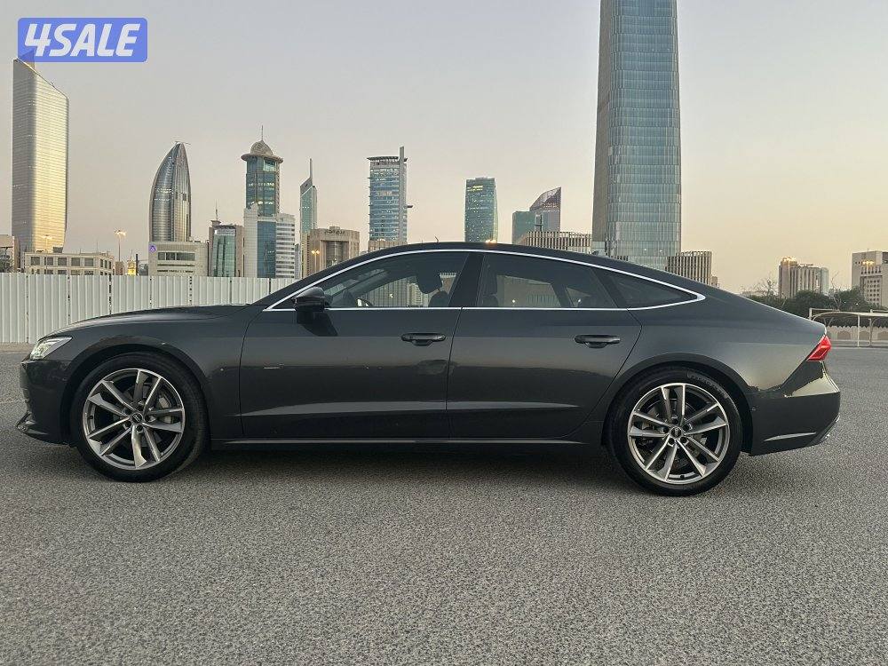 آودى A7 Sportback-2022_صبغ الوكالة_عداد 44 KM فقط_سيرفس منتظم بالوكالة6