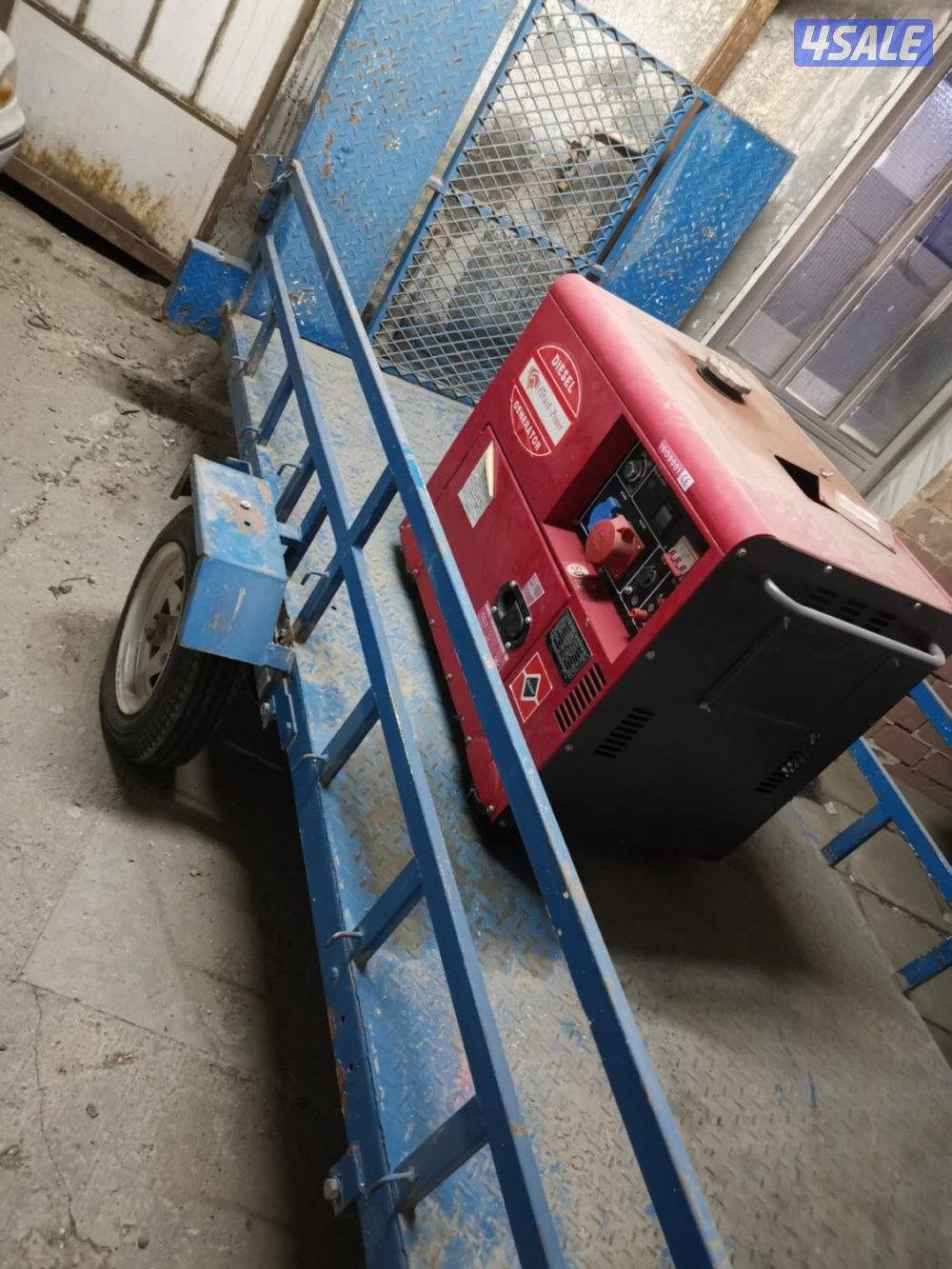 للبيع مكينة 9000 مع عرابة4