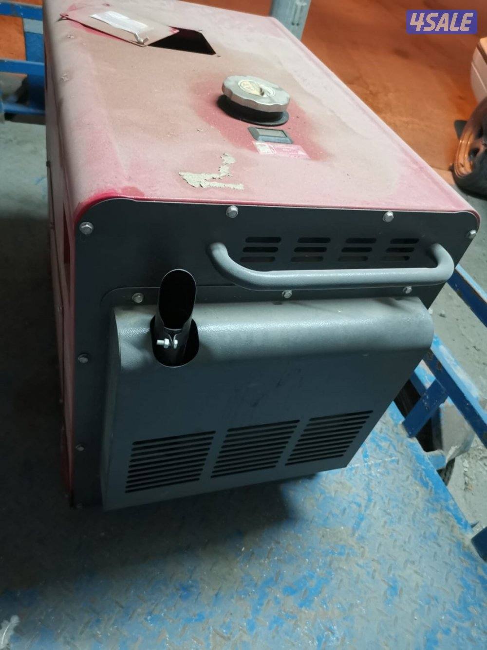 للبيع مكينة 9000 مع عرابة6