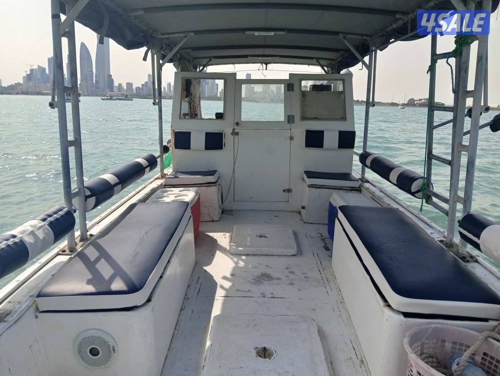 رحلات بحريه ايجار طراد حداق قارب صيد السمك رحلات جزر0