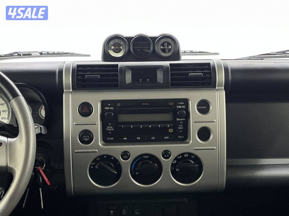 TOYOTA FJ CRUISER 19FJH2_U12