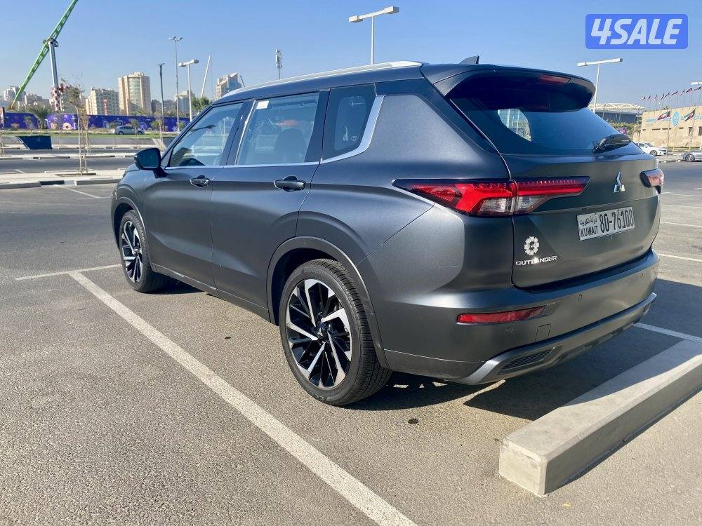 ميتسوبيشي اوتلاندر بانوراما درجه اولى 20255