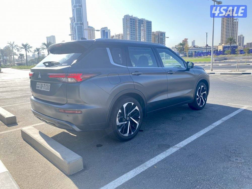 ميتسوبيشي اوتلاندر بانوراما درجه اولى 202510