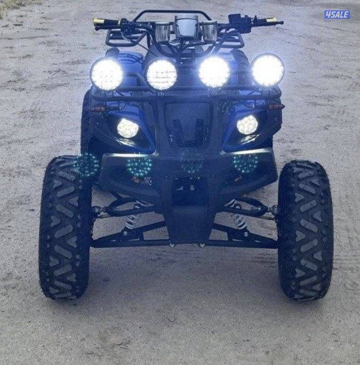 بقي 150 cc اوتوماتك حجم كبير وتوايره عريضه في قري اللون اسود آخر حبه0