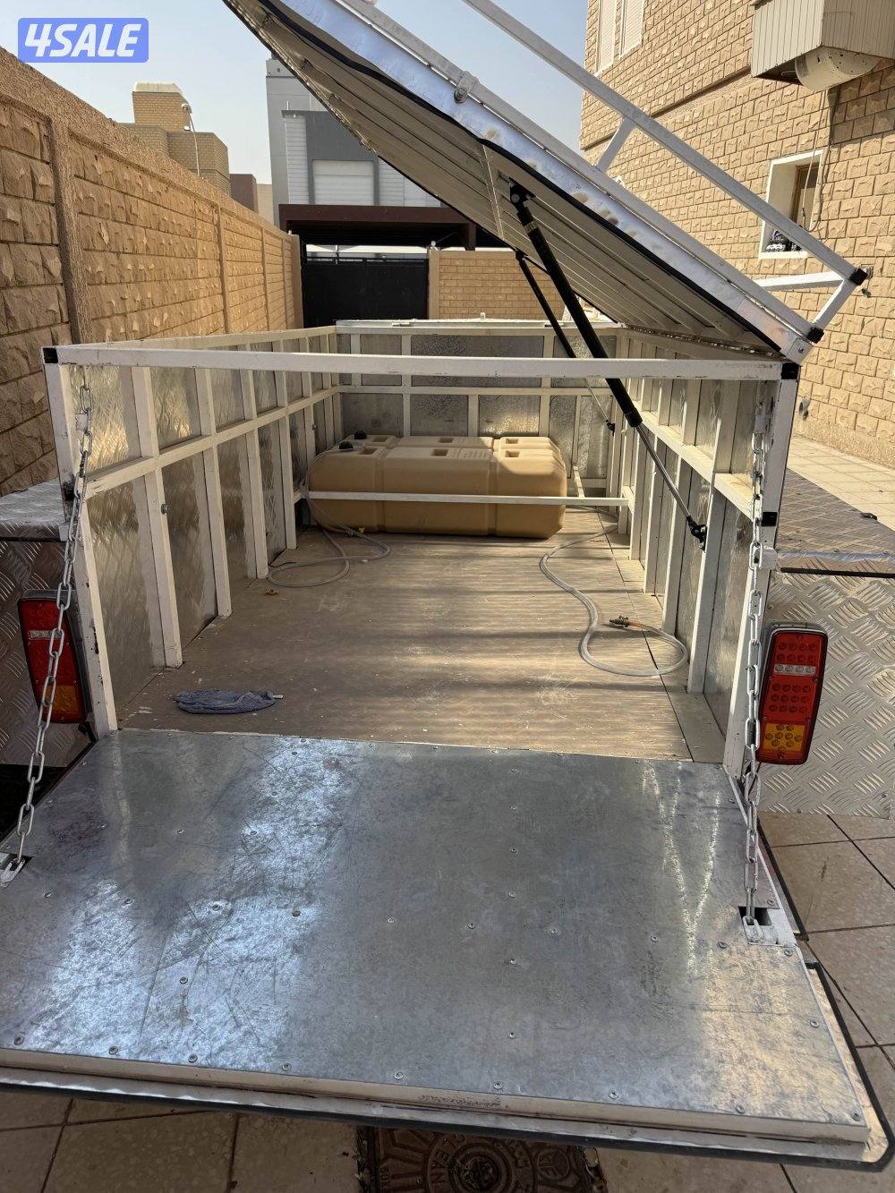 عربانة مكشات بيعة سريعة4