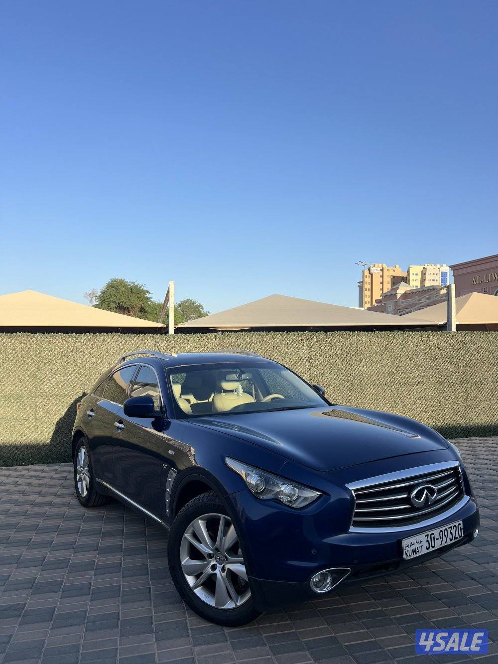 انفنتي Qx700