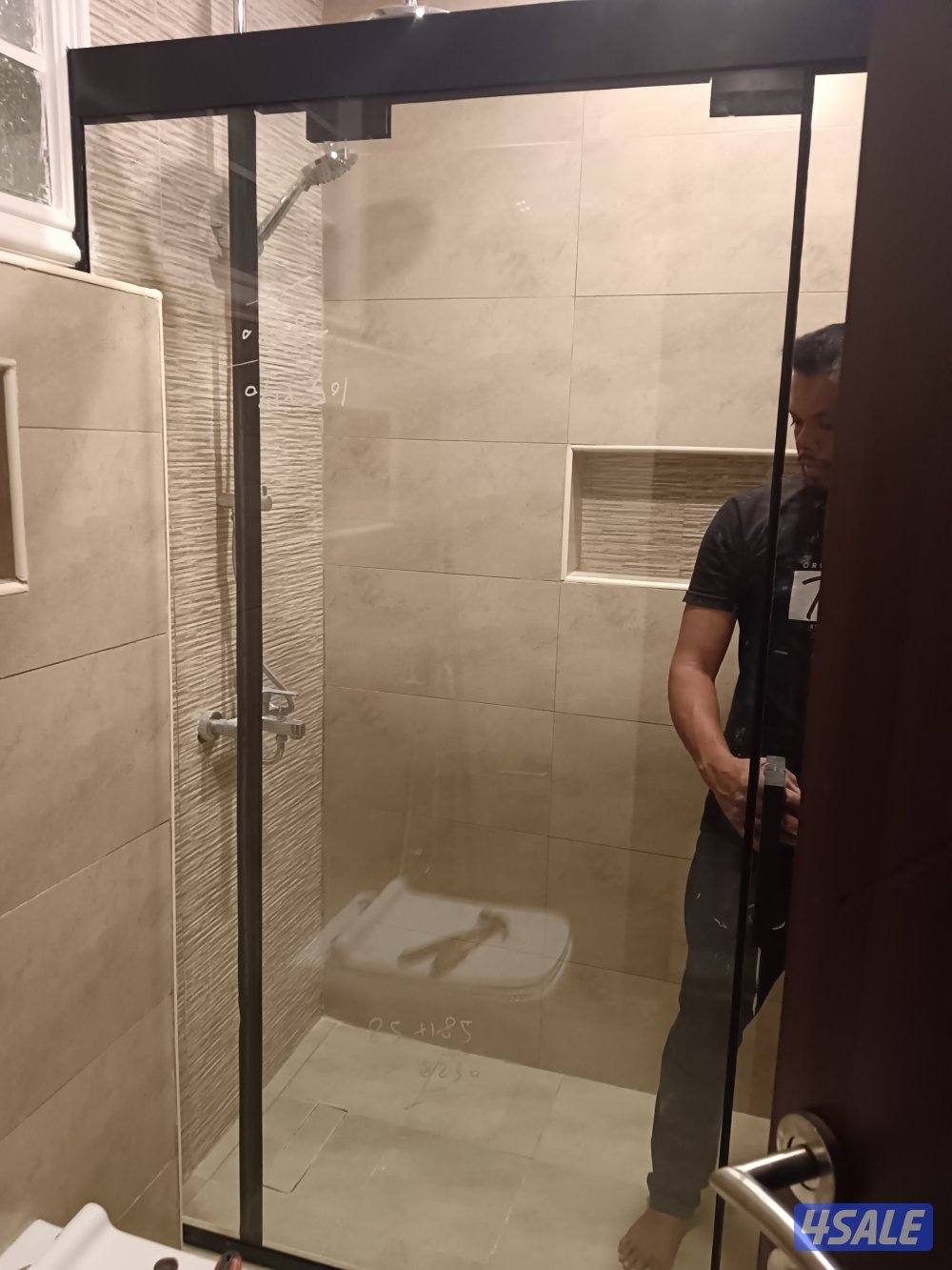 فني زجاج سيلاني11