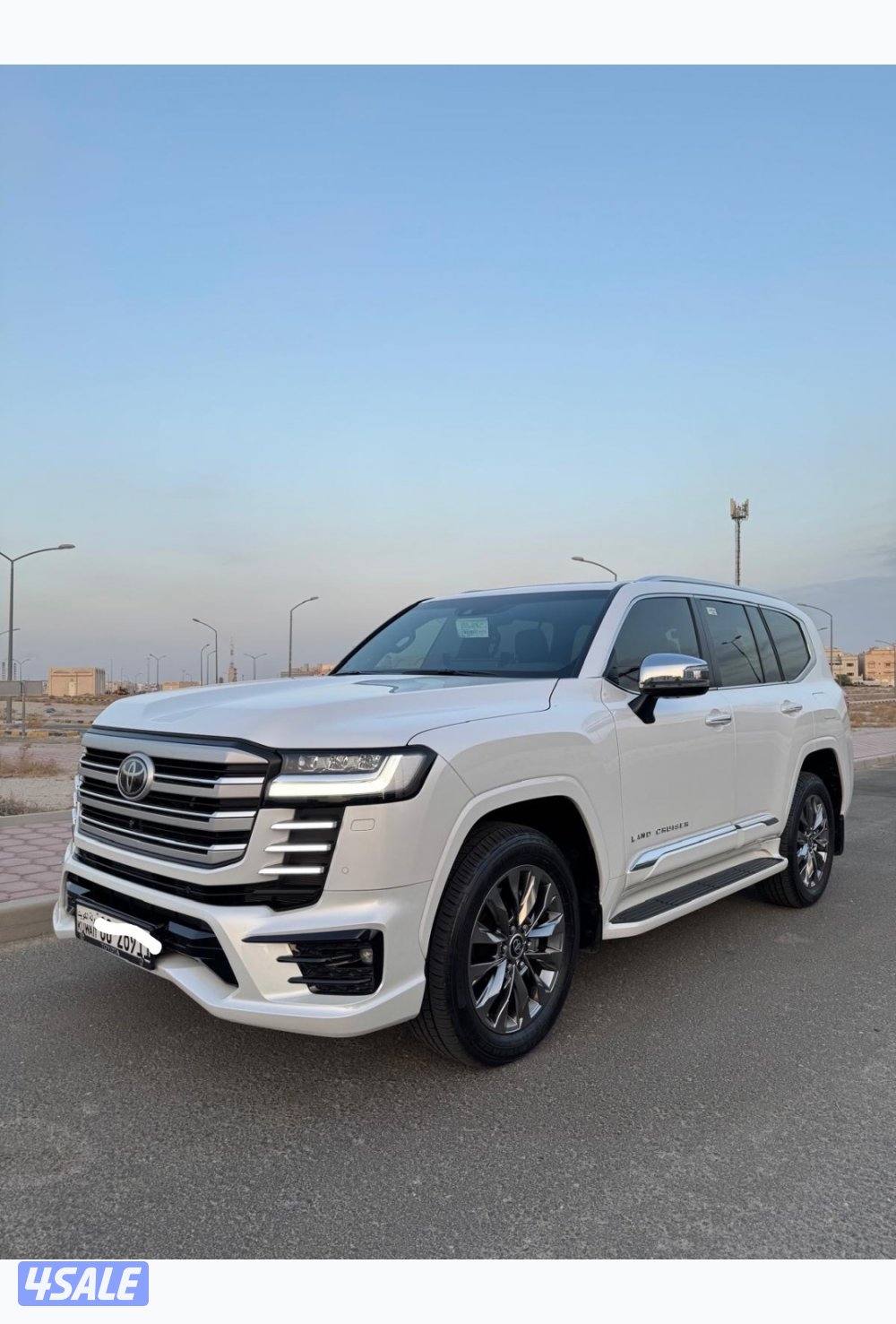 لاندكروزر 2024 في اكس ار0