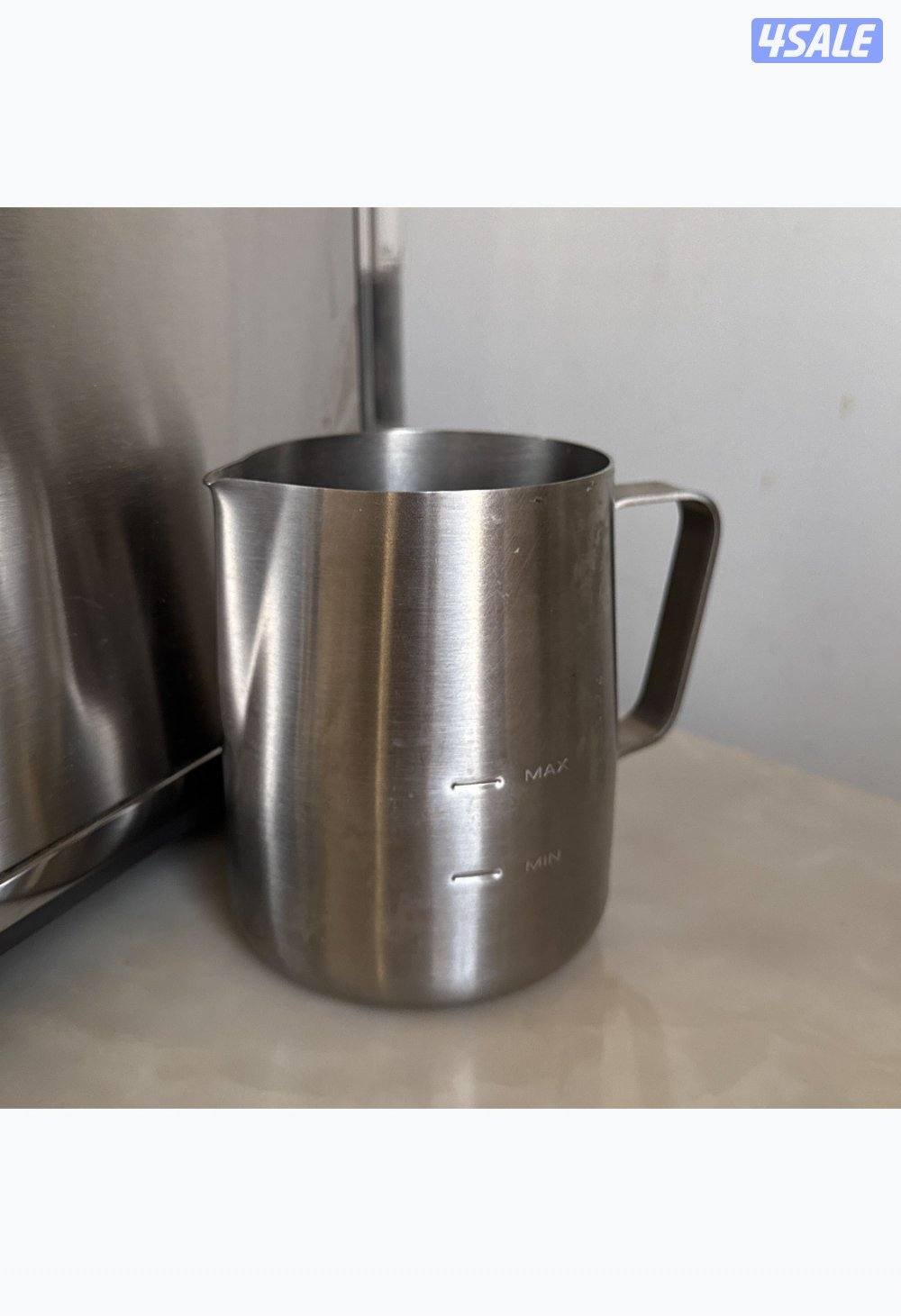 للبيع مكينه قهوه نيسبريسو5