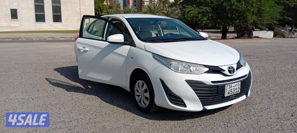 تويوتا يارس E موديل 2019 عداد 218 الف قمة النظافة0