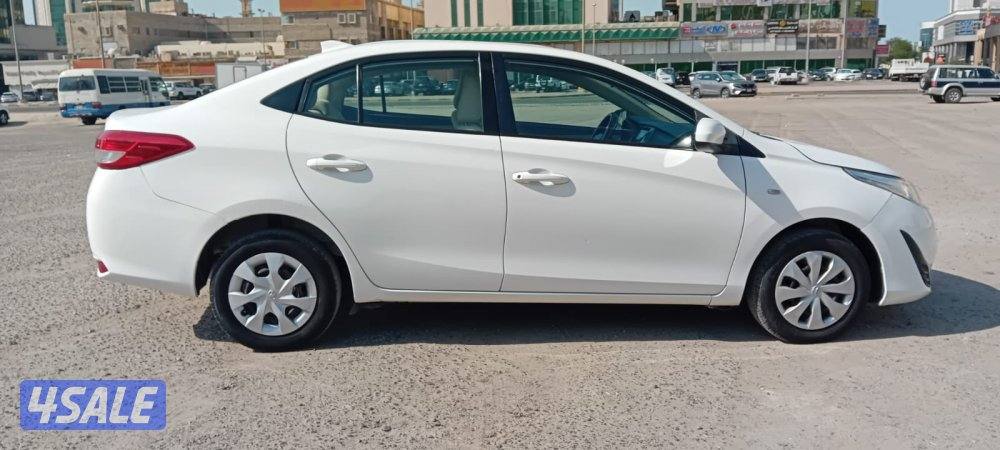 تويوتا يارس E موديل 2019 عداد 218 الف قمة النظافة10