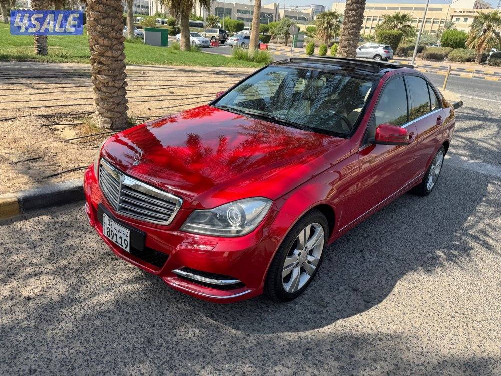 مرسيدس C200 مديل 2014 كامل المواصفات نظيف جدا شرط الفحص0