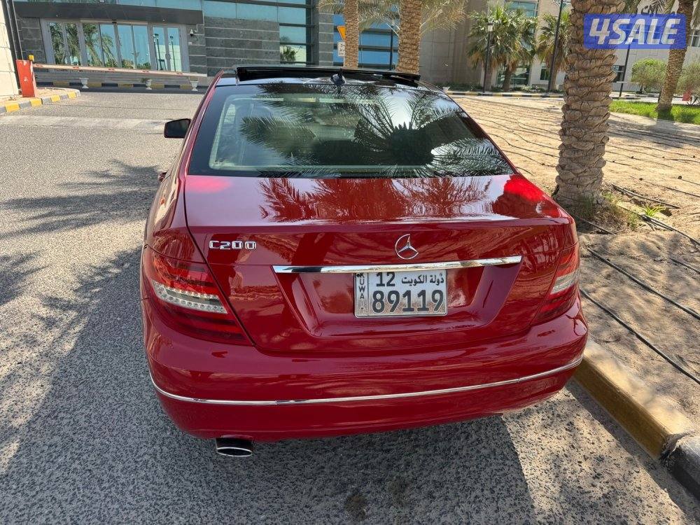 مرسيدس C200 مديل 2014 كامل المواصفات نظيف جدا شرط الفحص4