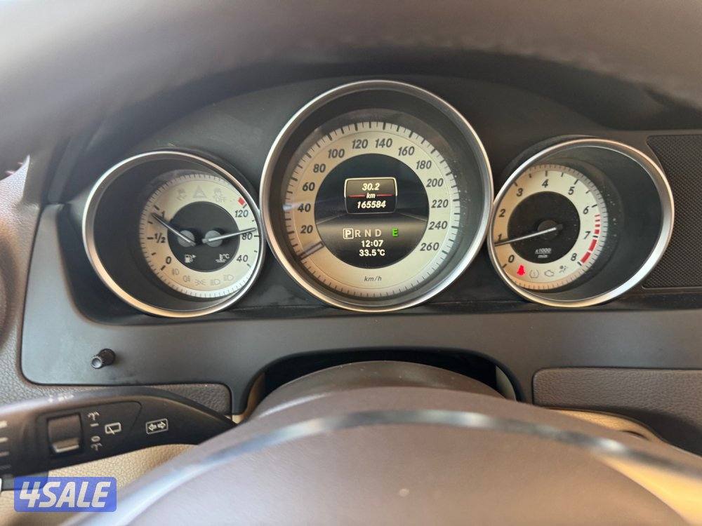 مرسيدس C200 مديل 2014 كامل المواصفات نظيف جدا شرط الفحص7