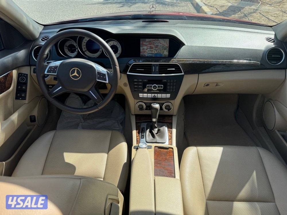 مرسيدس C200 مديل 2014 كامل المواصفات نظيف جدا شرط الفحص13