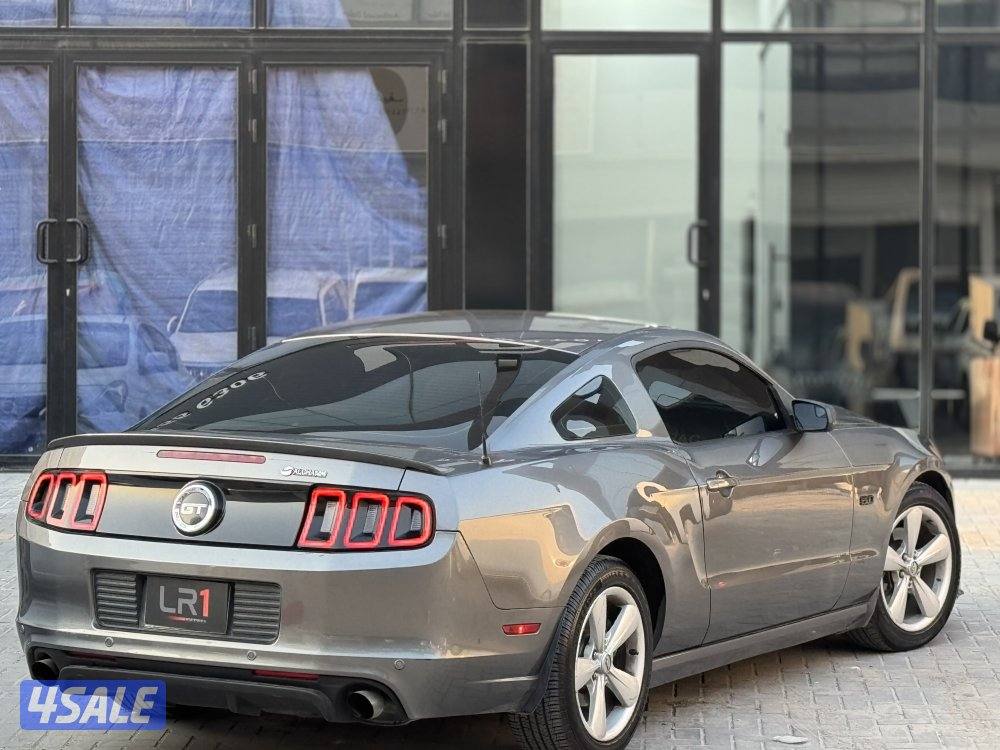 موستنج  2013 V62