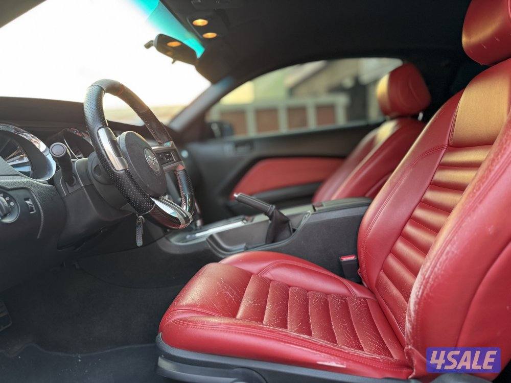 موستنج  2013 V68