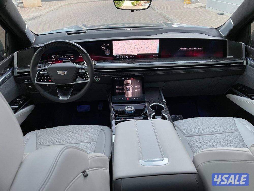 ❗️Cadillac / 2025 / Escalade V اصلي ❗️13