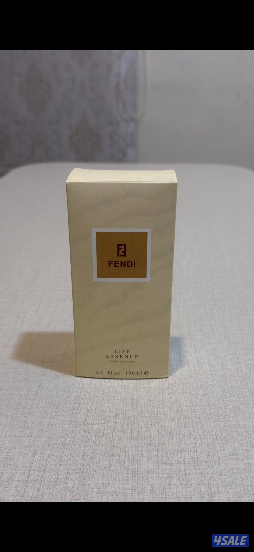 عطر فندييي جديد بسعر محروق بيعه سريعه للتواصل يفضل واتساب3