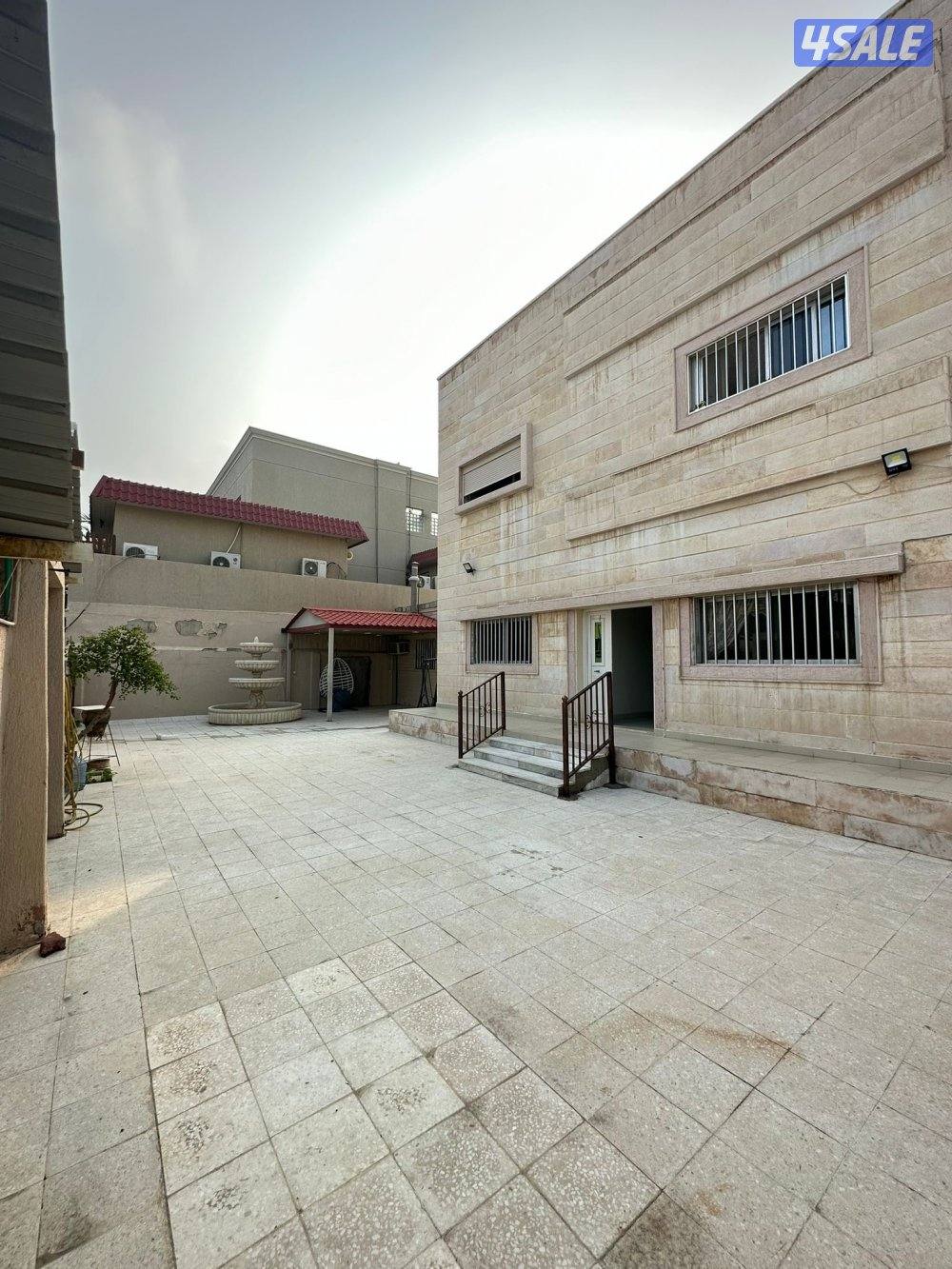 لبيع قسيمة 750 الرابية ق 4 بطن وظهر موقع ممتاز وقريب لجميع الخدمات1