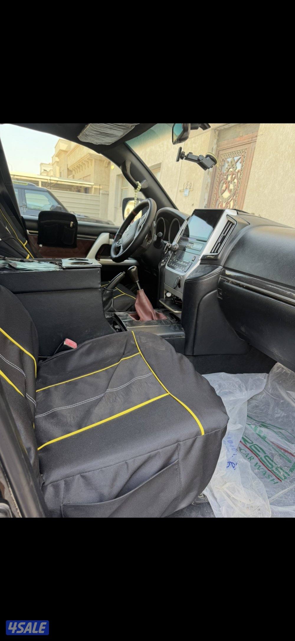 لاند كروز 2010 قير عادي v62