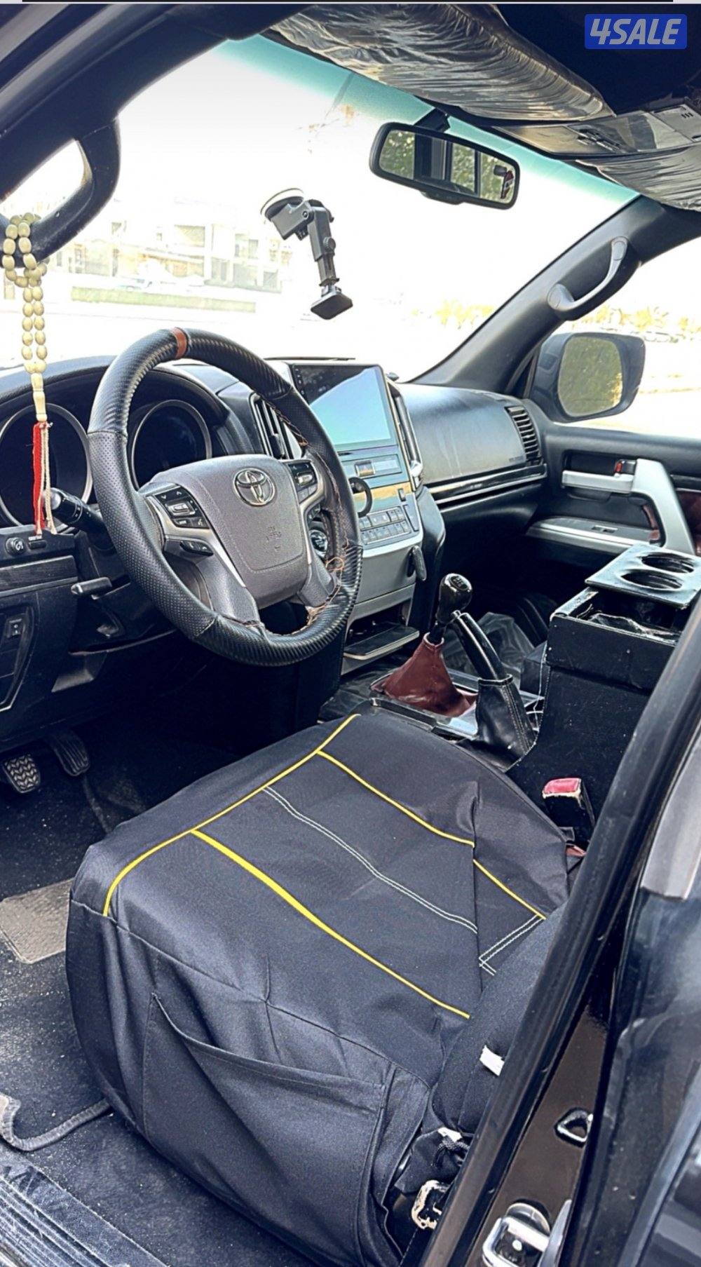 لاند كروز 2010 قير عادي v67