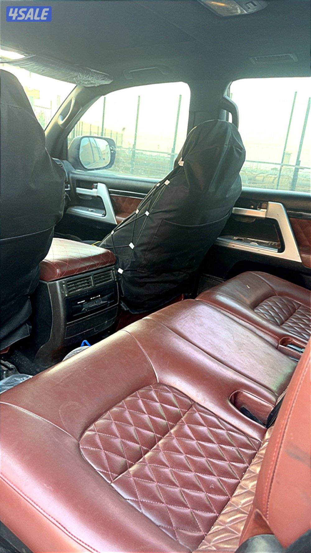 لاند كروز 2010 قير عادي v68