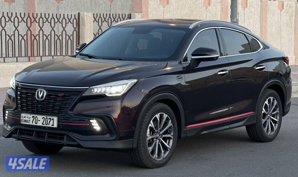 للبيع شانغان CS85 موديل 2023 كامل المواصفات صبغ الوكالة شرط الفحص2