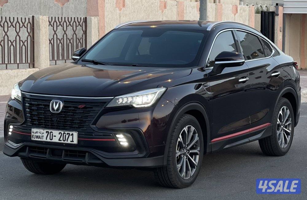 للبيع شانغان CS85 موديل 2023 كامل المواصفات صبغ الوكالة شرط الفحص3