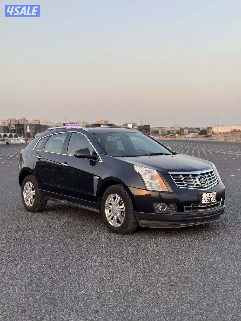 كاديلاك - SRX مديل 2015 بحالة الوكالة1