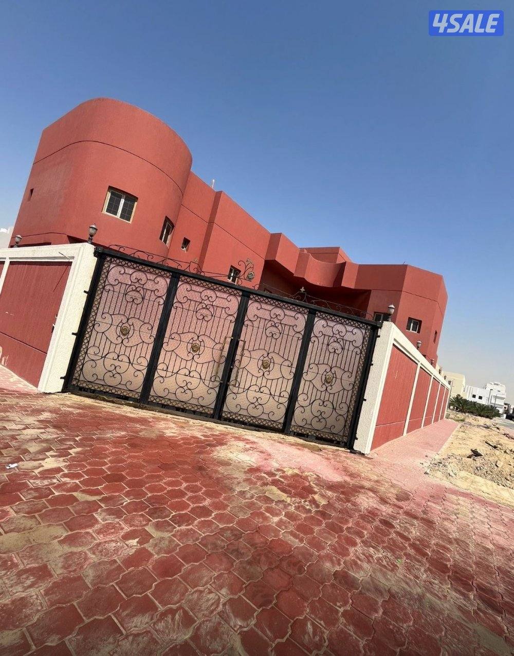 للبيع فيلا في الوفرة0