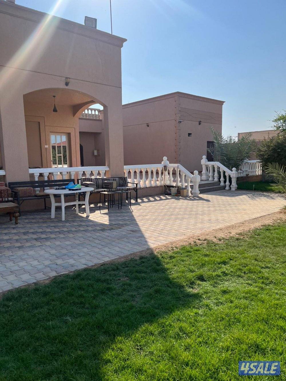 للبيع استراحه جاخور كبد ١٢٥٠م1