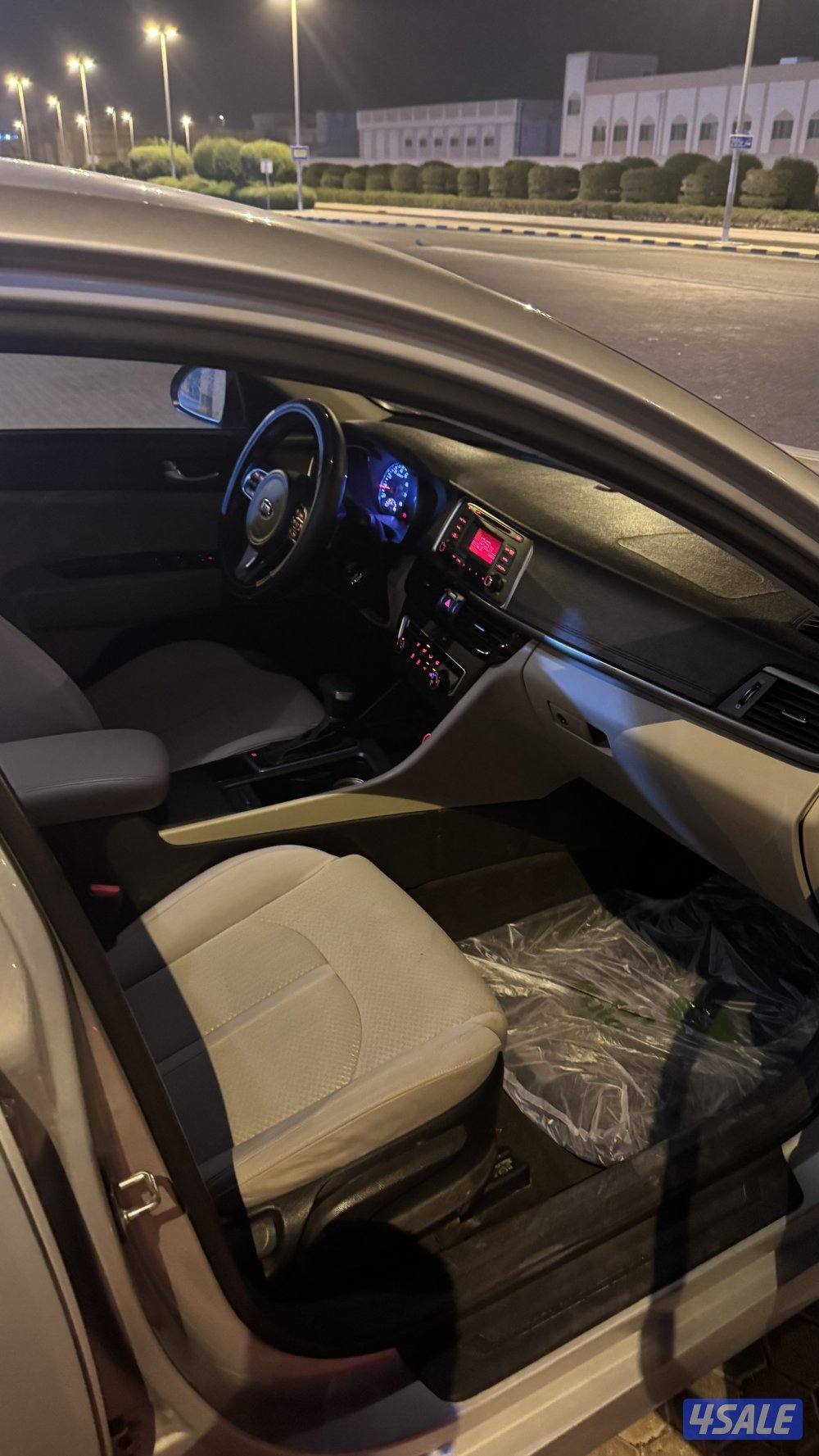 للبيع كيا اوبتيما 2018 فضي3