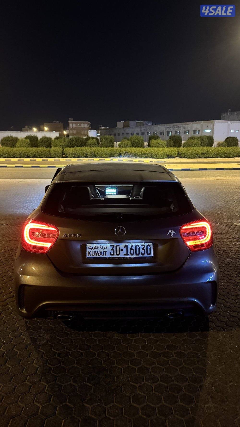 للبيع مرسيدس A250 رمادي 20140