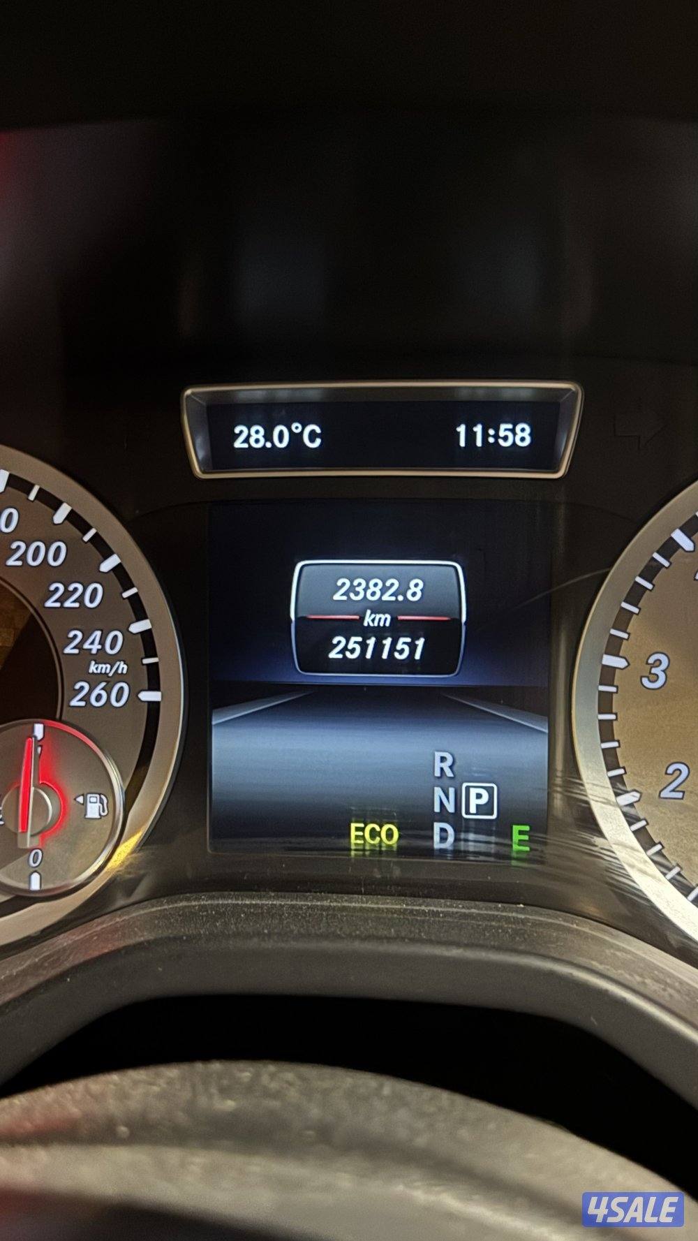 للبيع مرسيدس A250 رمادي 20141