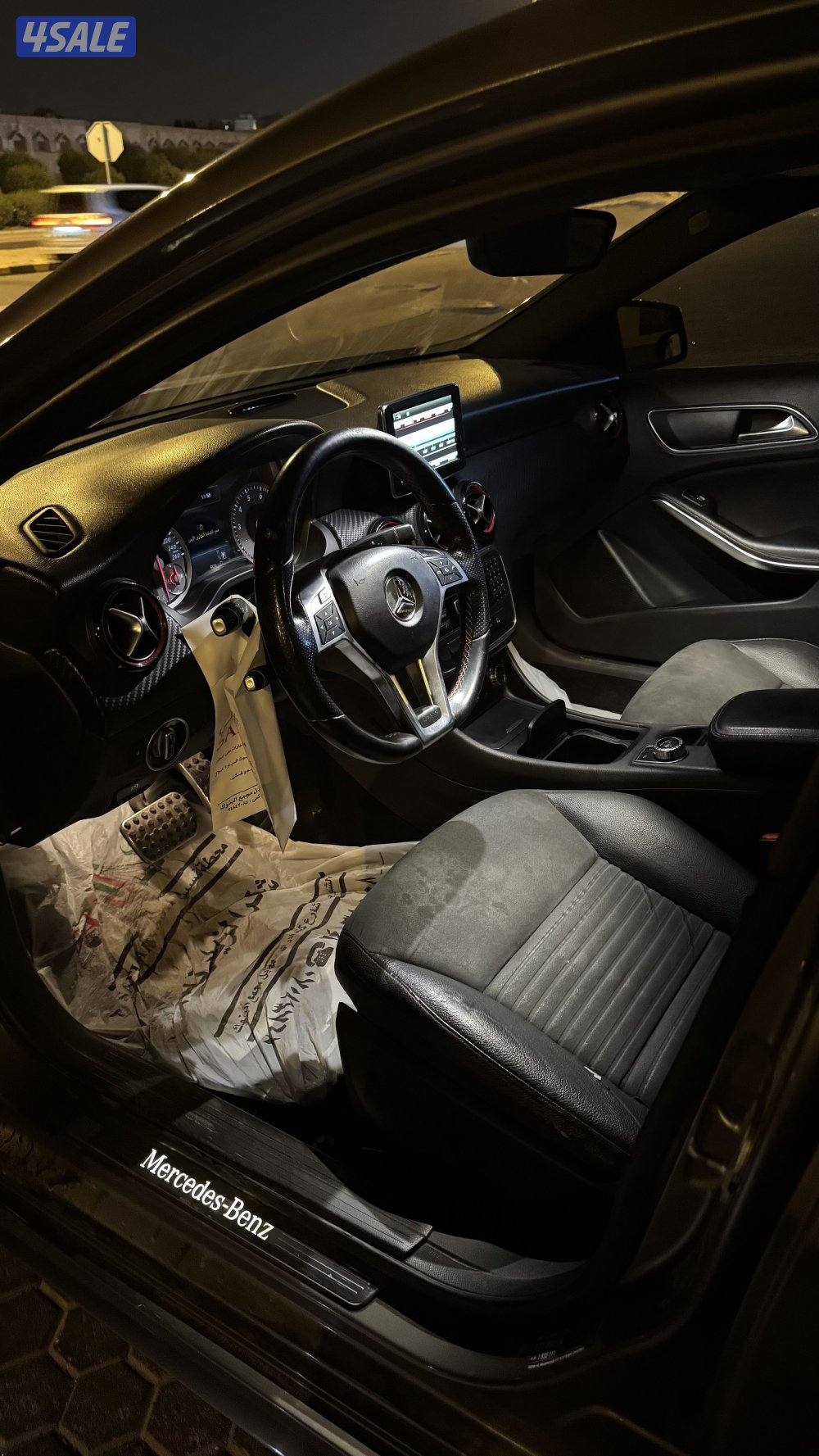 للبيع مرسيدس A250 رمادي 20142