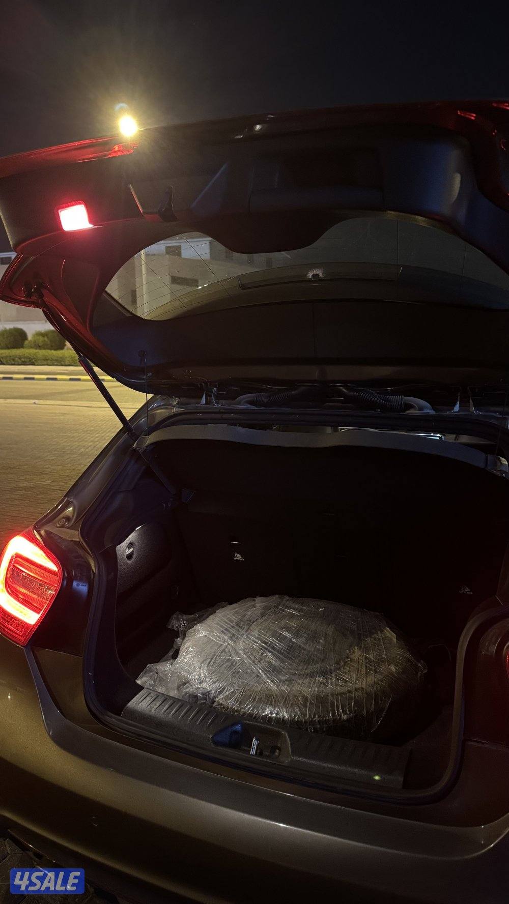 للبيع مرسيدس A250 رمادي 20146