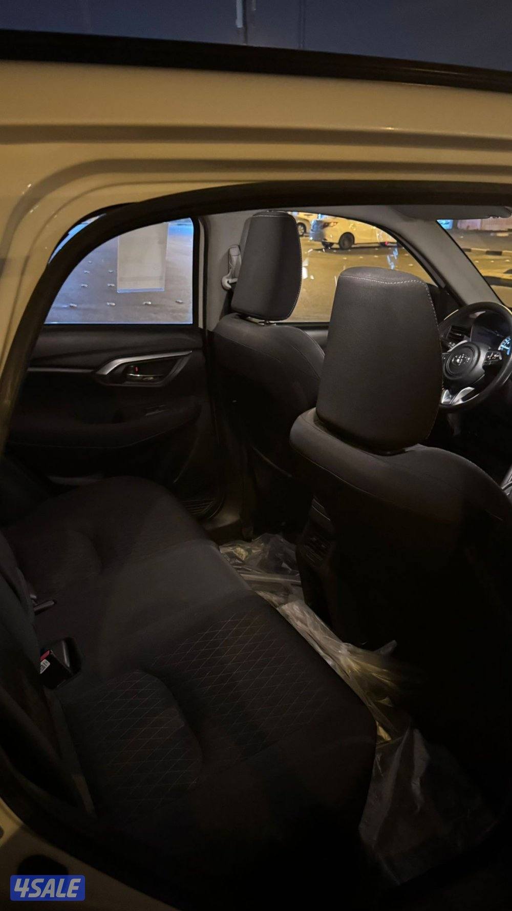 للبيع جبب تويوتا اوربان كروز 2023 صدفي2