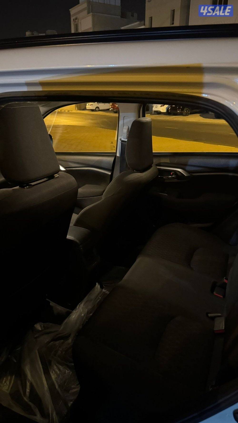 للبيع جبب تويوتا اوربان كروز 2023 صدفي5