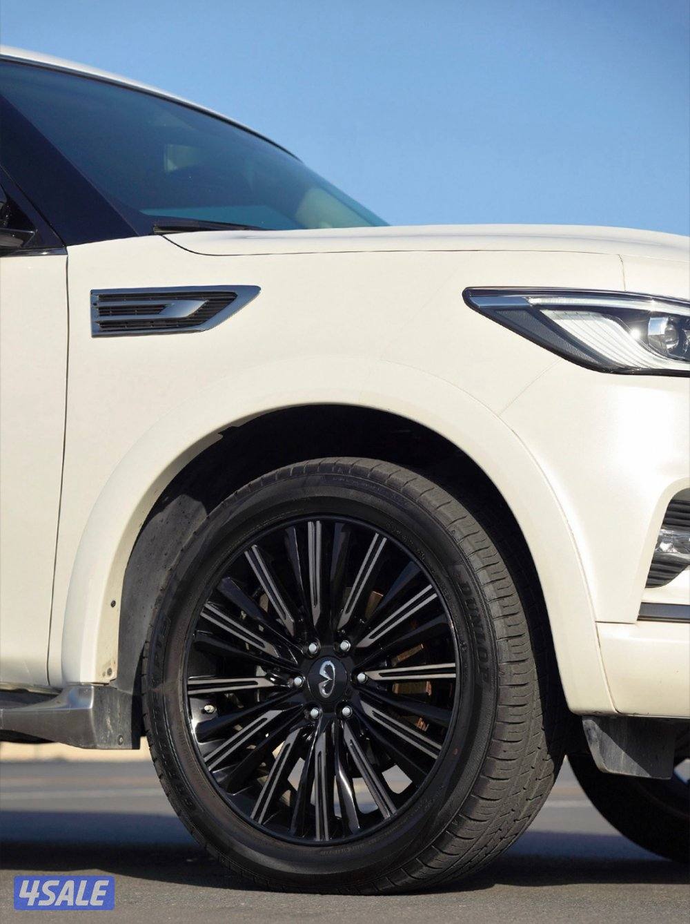 2022 Qx80 Black Edition3