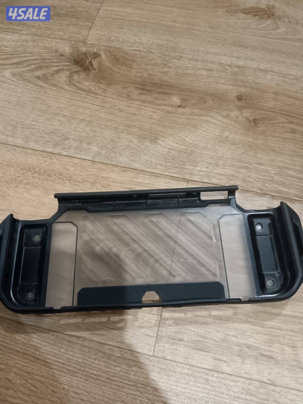 للبيع نينتندو سويتش أوليد نظيفه مع اكسسوارات Nintendo switch oled9