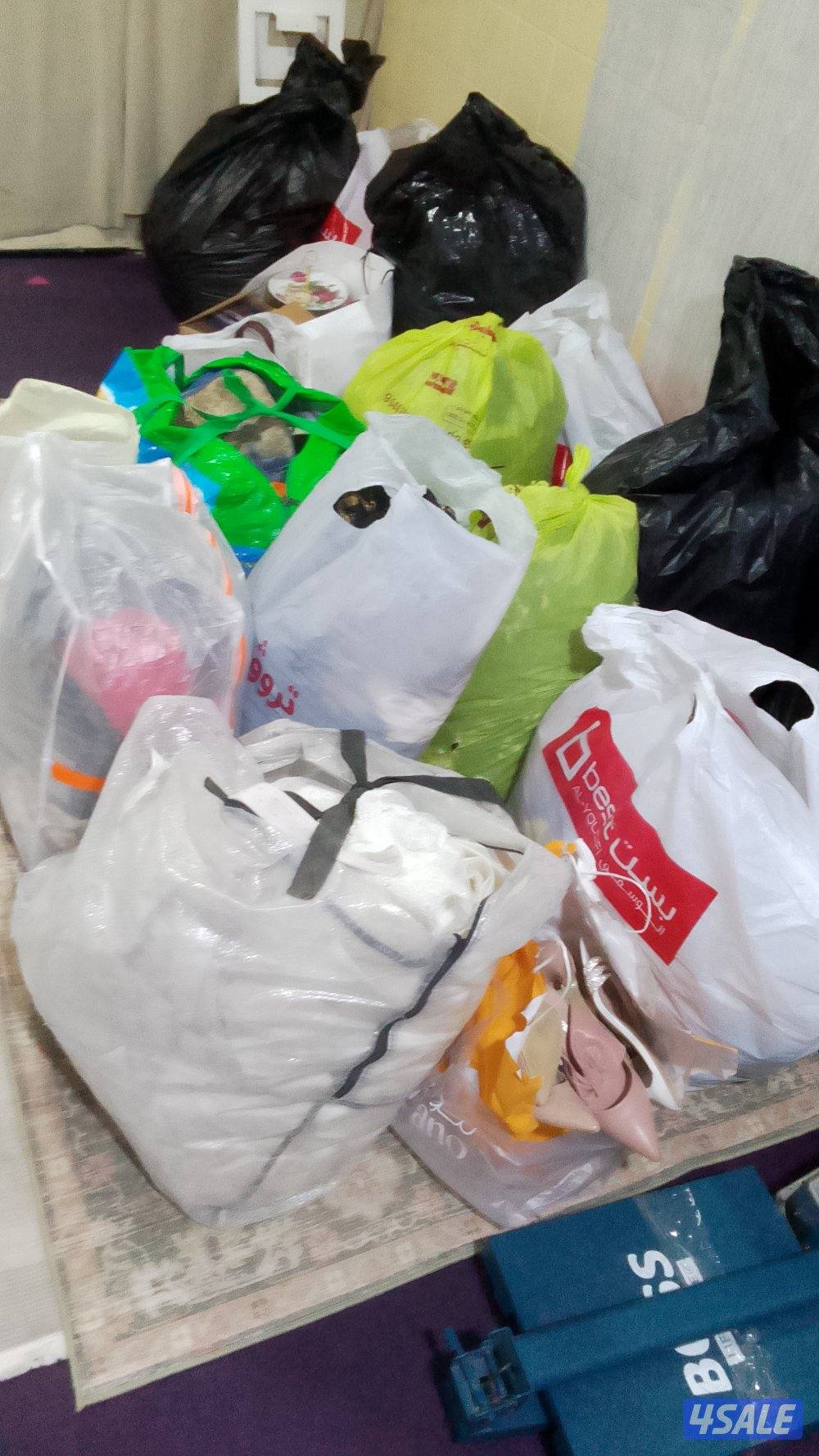 نشتري ملابس مستعمله وأحذية وشنط نسائيه وديباجات وبطانيات وأواني منزلية4