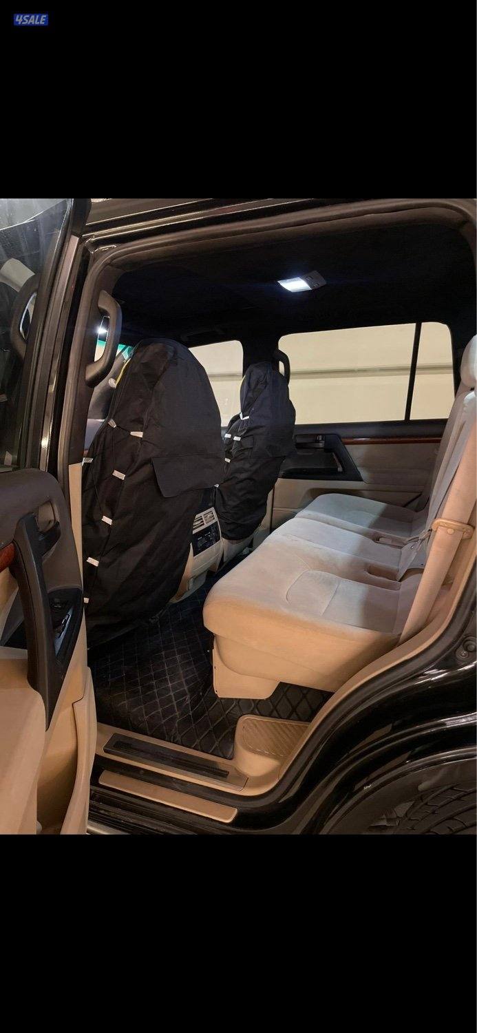 تويوتا لاند كروزر 20148