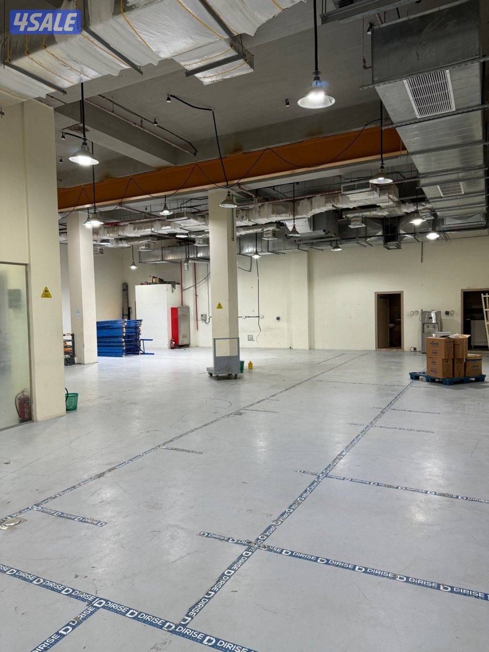 للإيجار قسائم في الشويخ و الري8