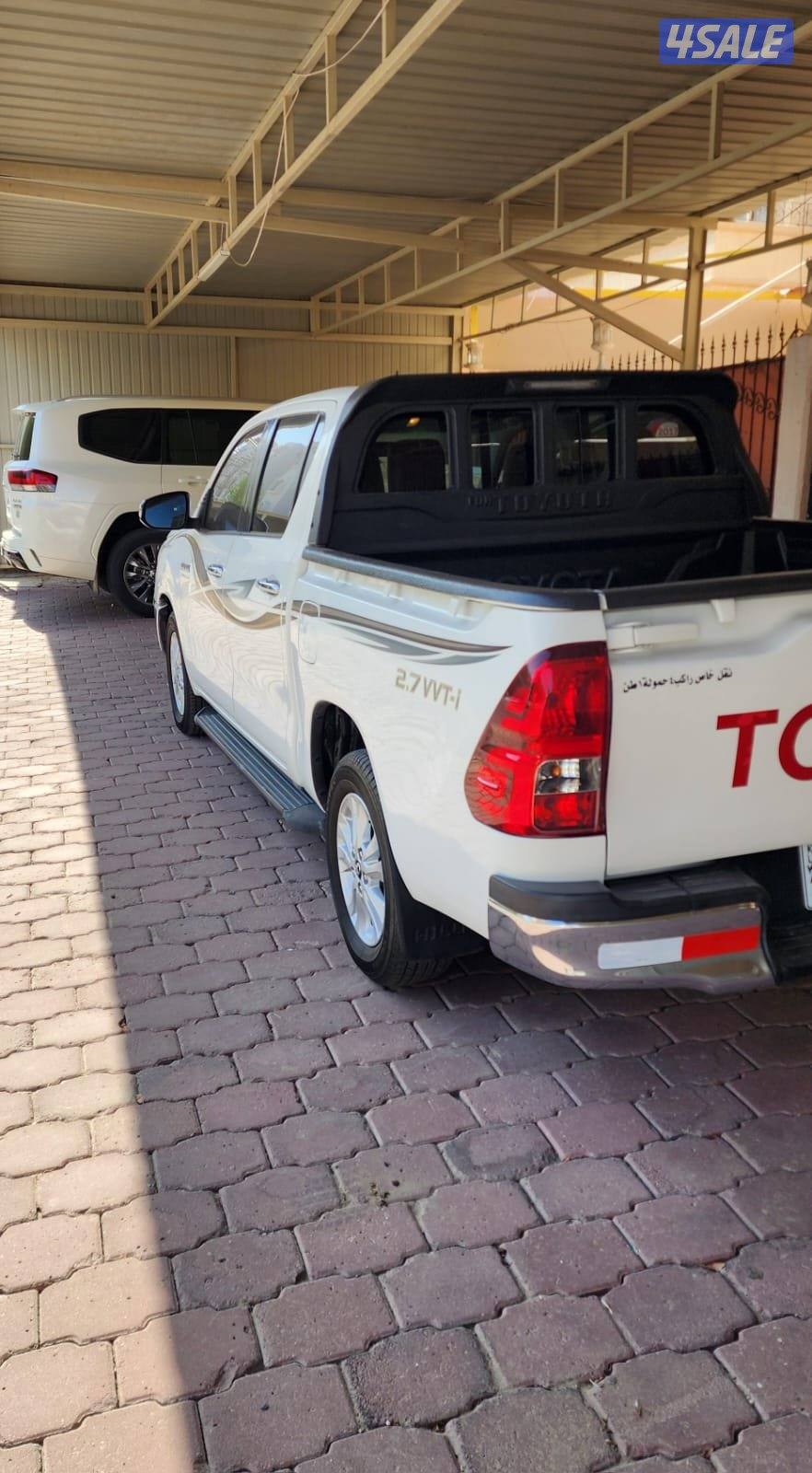 هايلكس موديل 2017 بحالة ممتازة شرط الفحص كامل جير ماكينة شاصى بدى1