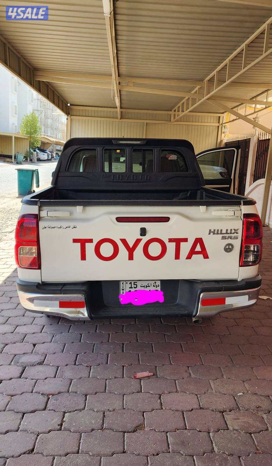 هايلكس موديل 2017 بحالة ممتازة شرط الفحص كامل جير ماكينة شاصى بدى5