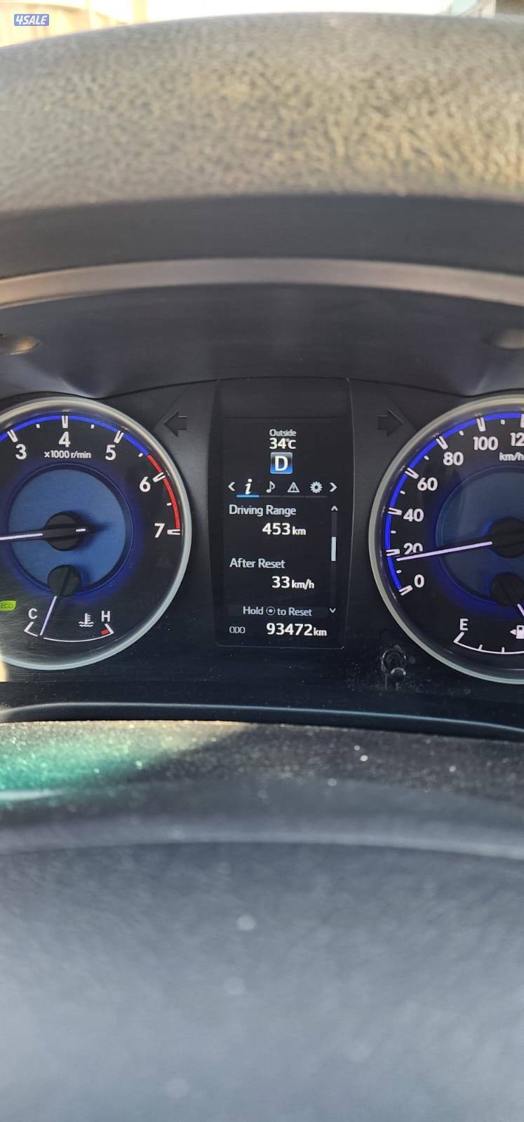 هايلكس موديل 2017 بحالة ممتازة شرط الفحص كامل جير ماكينة شاصى بدى7