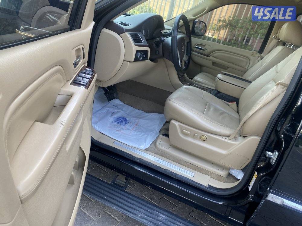 كاديلاك إسكاليد موديل 2012. صبغ الوكااااله6