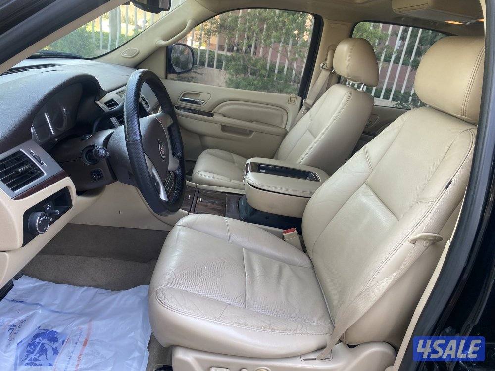 كاديلاك إسكاليد موديل 2012. صبغ الوكااااله7