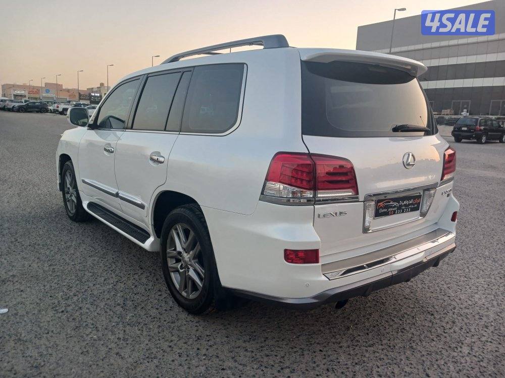 للبيع لكزس LX570 موديل ٢٠١٥4